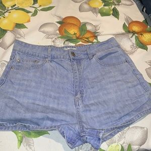 Forever 21 lighter wash high waist jean shorts 28